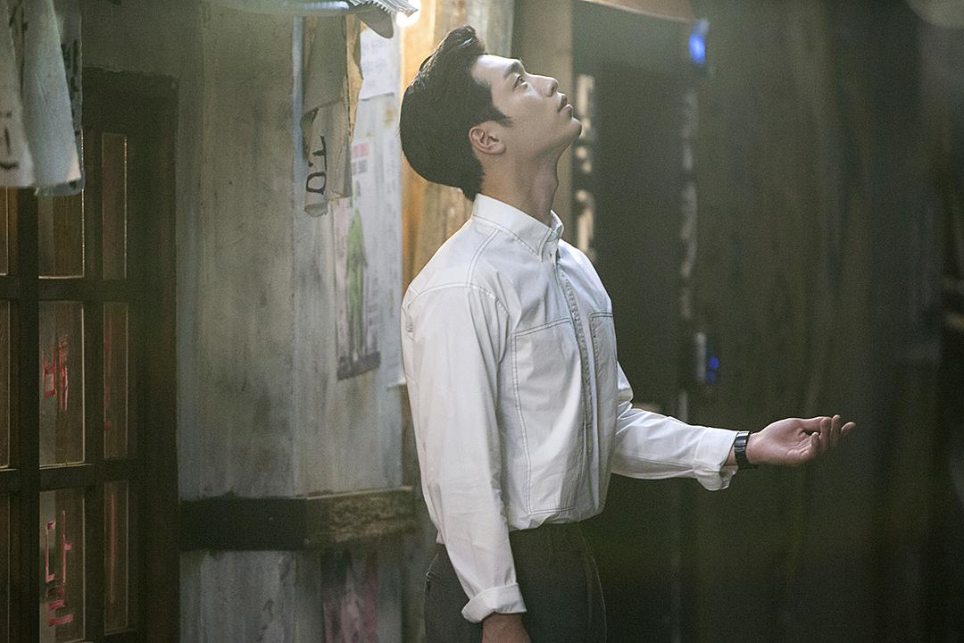 《你也是人类吗?》海报第22张图片