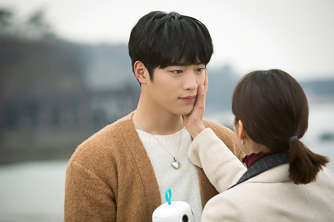 《你也是人类吗?》海报第51张图片