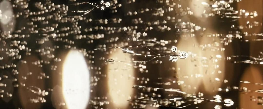 《升级》海报第43张图片