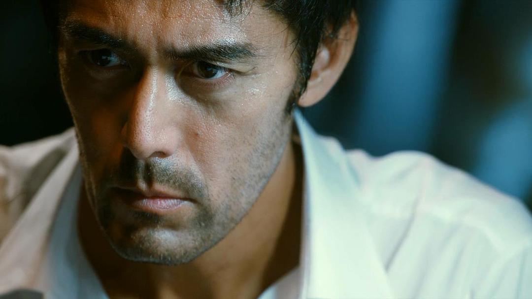 《祈祷落幕时》剧照第50张图片