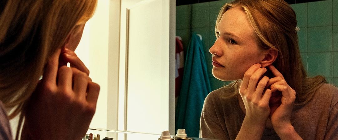 《女孩》海报第3张图片