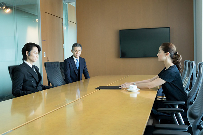 《秃鹫》剧照第32张图片