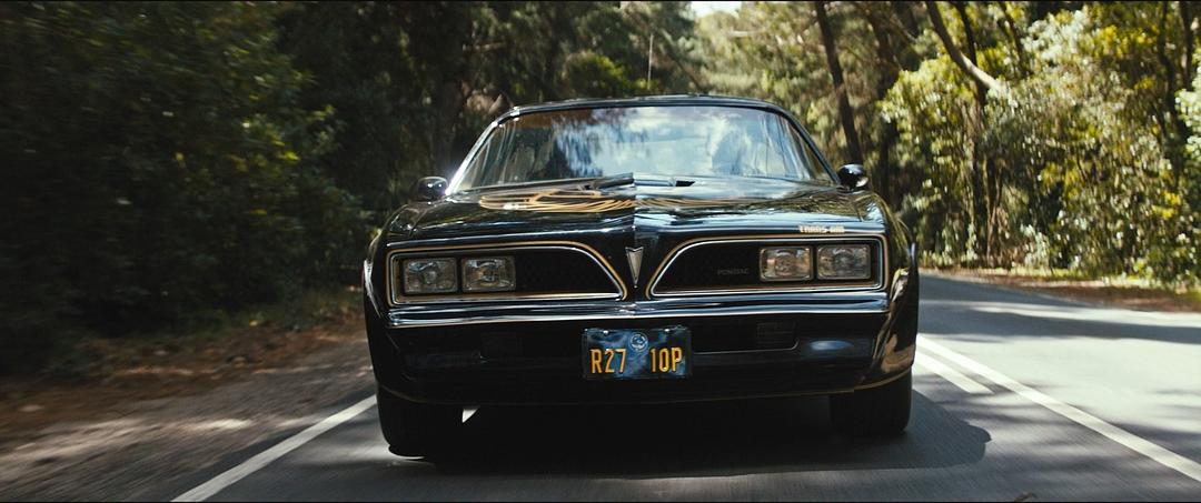 《升级》海报第22张图片