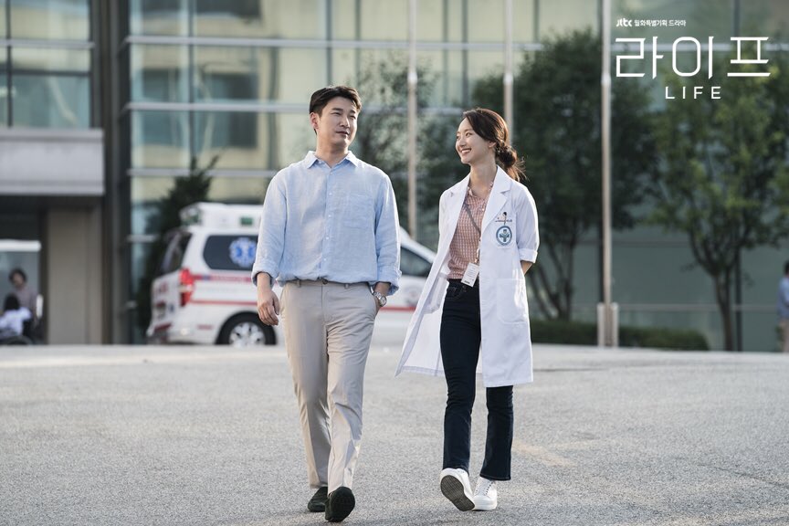 《Life》海报第18张图片