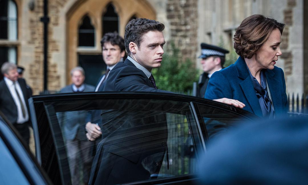 《贴身保镖》海报第33张图片