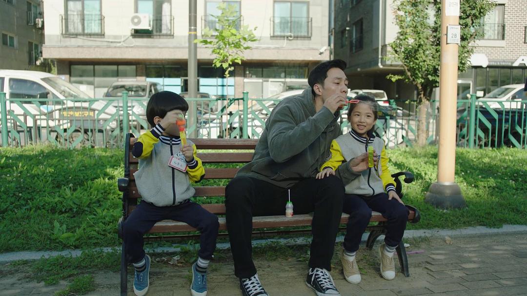 《我背后的陶斯》剧照第27张图片