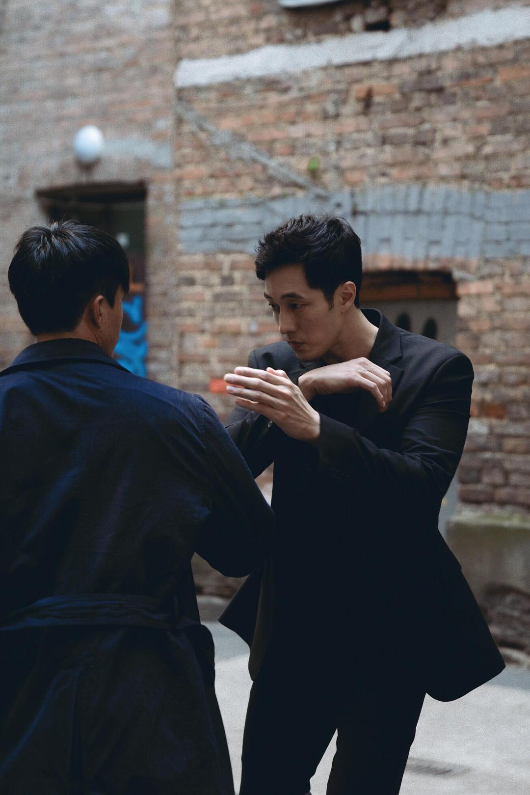 《我背后的陶斯》剧照