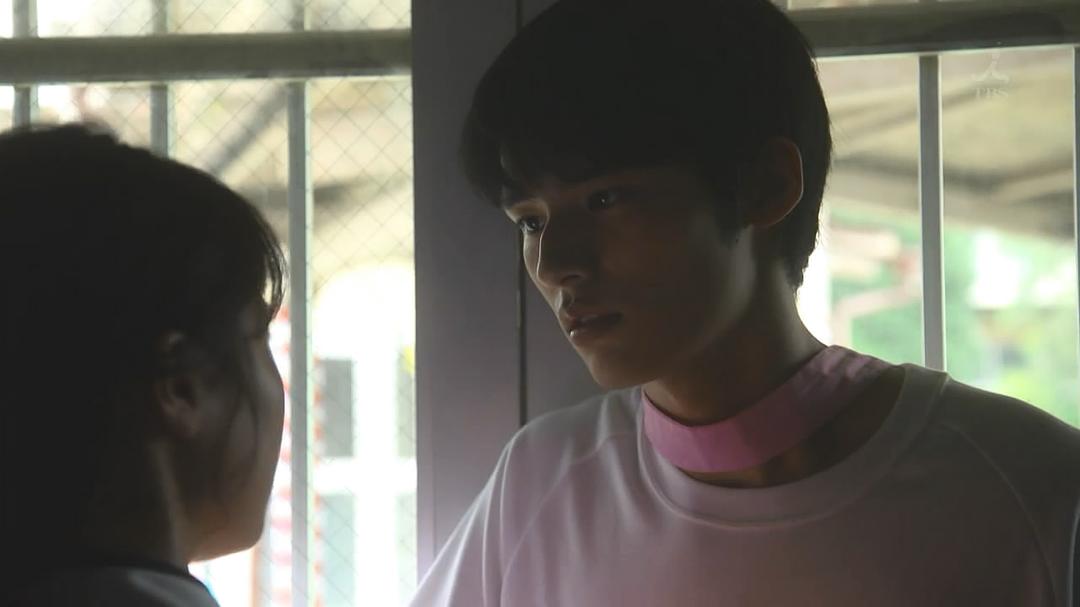 《中学圣日记》剧照第60张图片