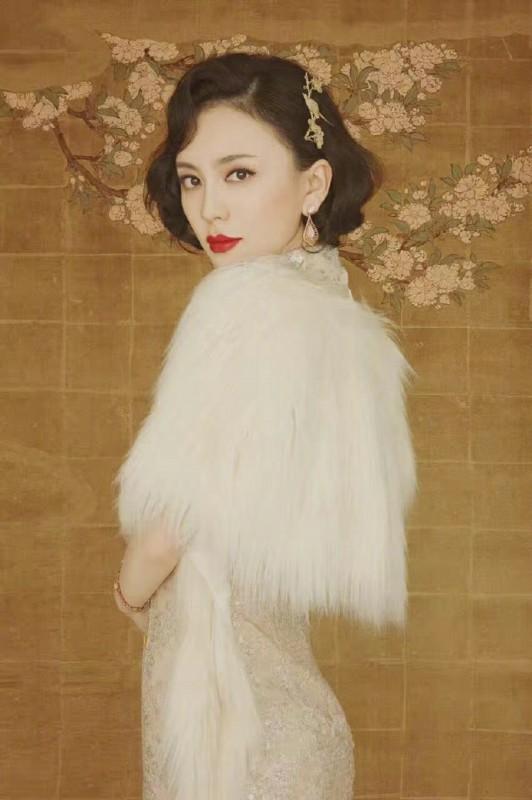 吕佳容《人生若如初相...