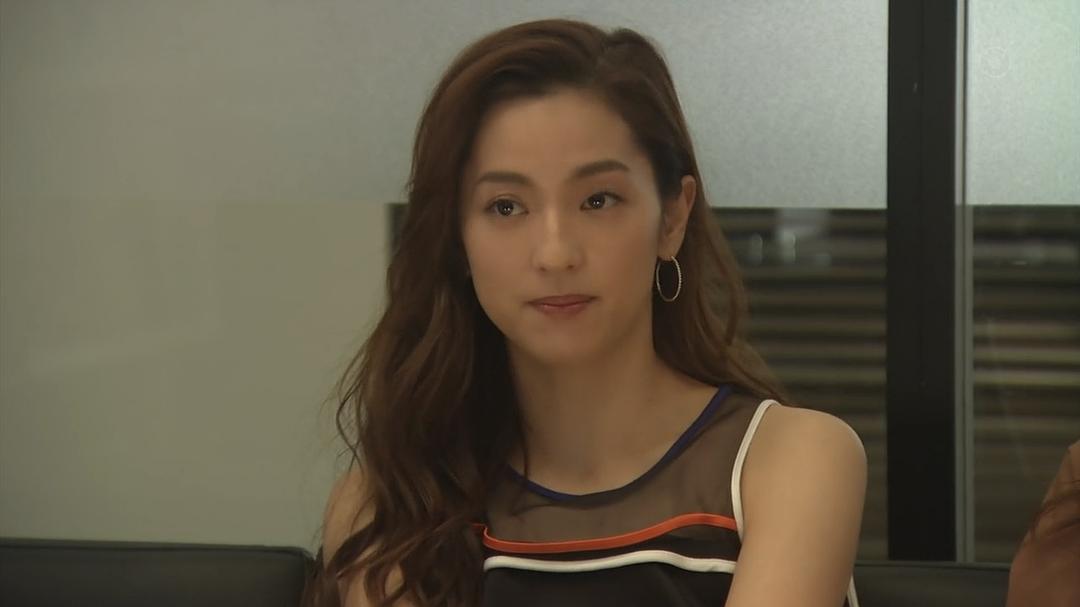 《金装律师》剧照第51张图片