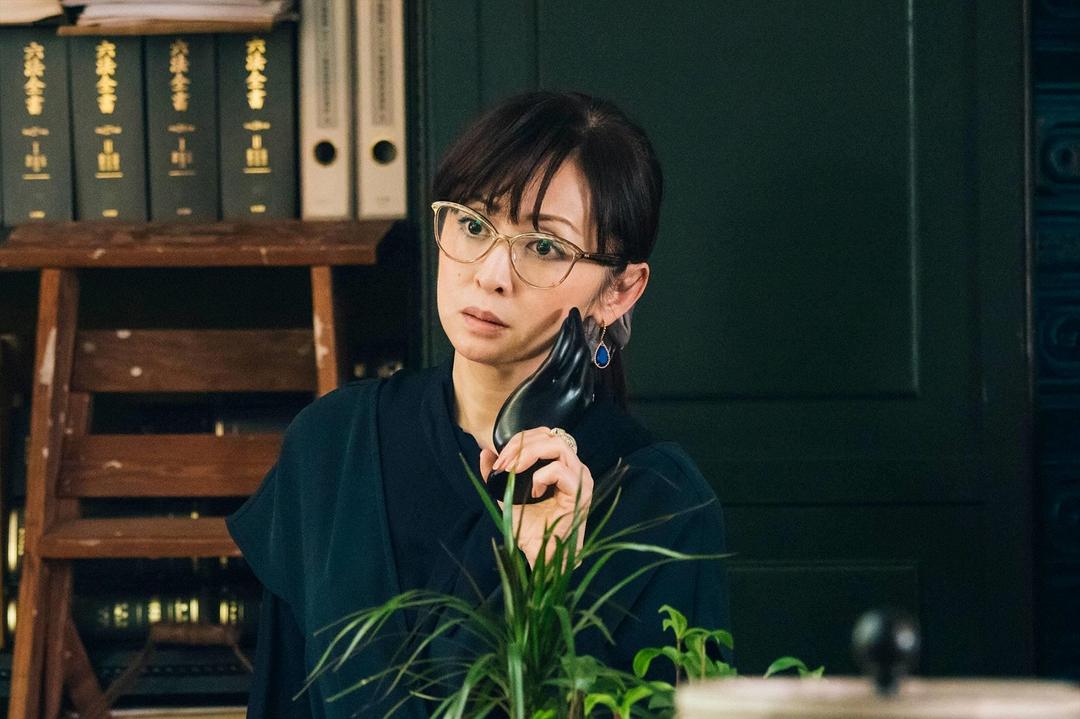 《丑闻专门律师》剧照第12张图片