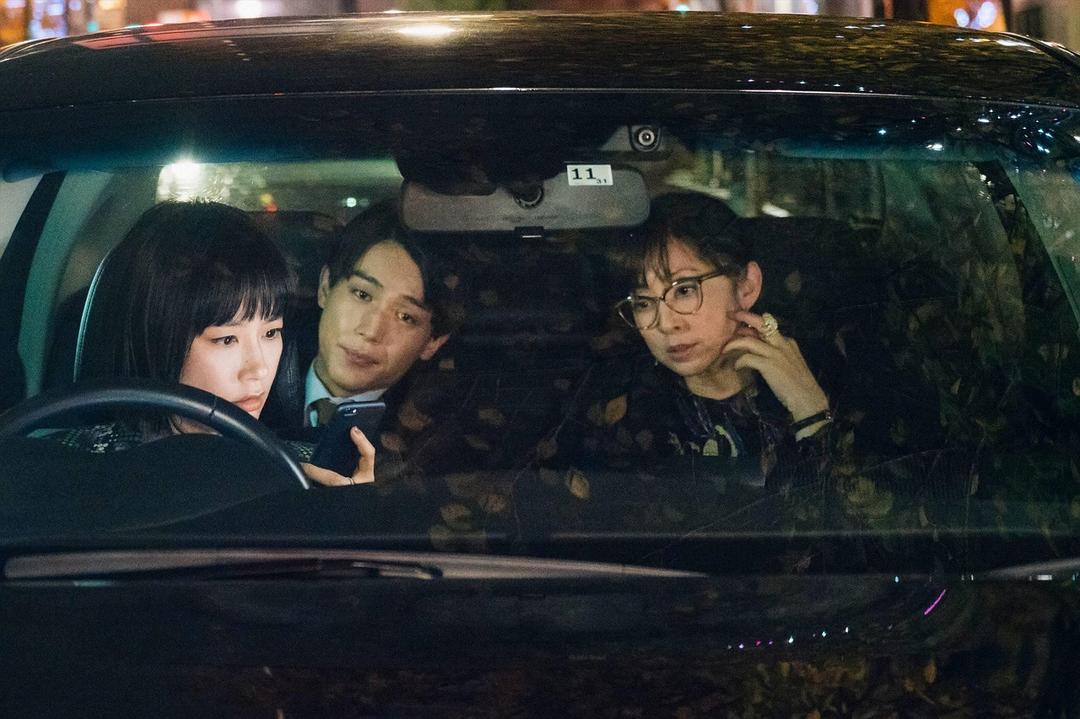 《丑闻专门律师》剧照第11张图片