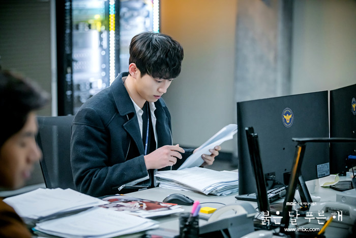 《赤月青日》海报第27张图片