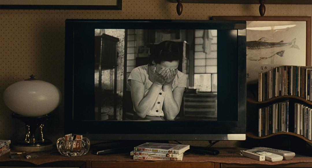 老头一个人看上小津了