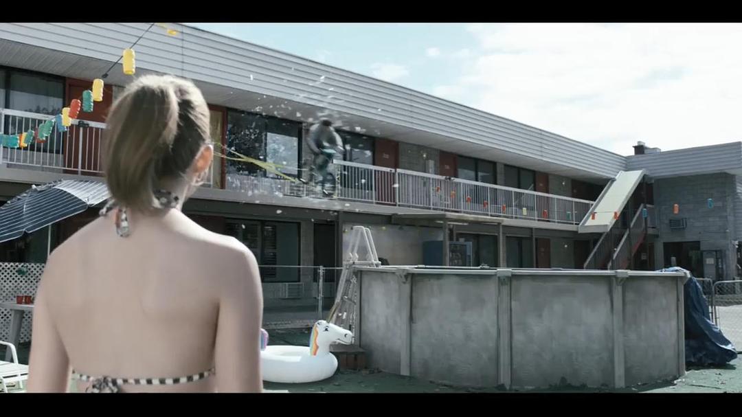 《韦恩》剧照第24张图片