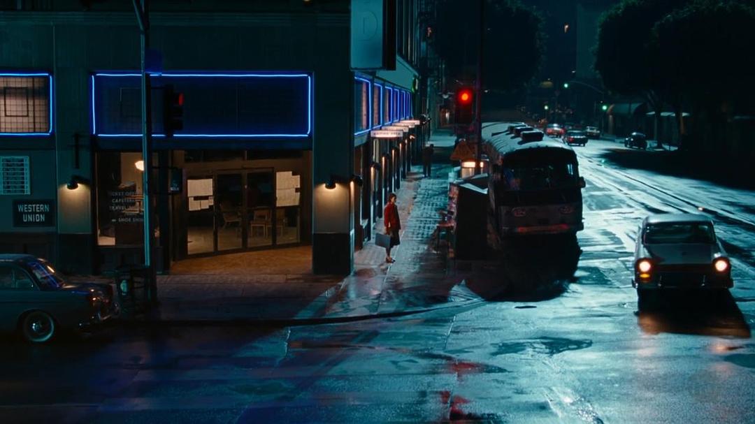 《我即黑夜》剧照第17张图片