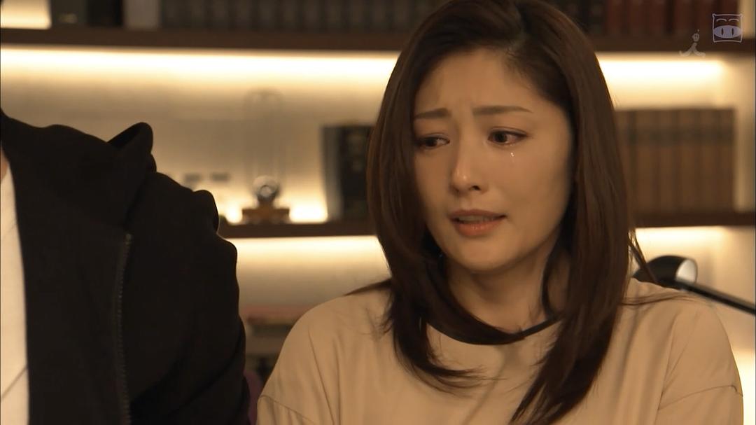 《傲骨贤妻》剧照第43张图片