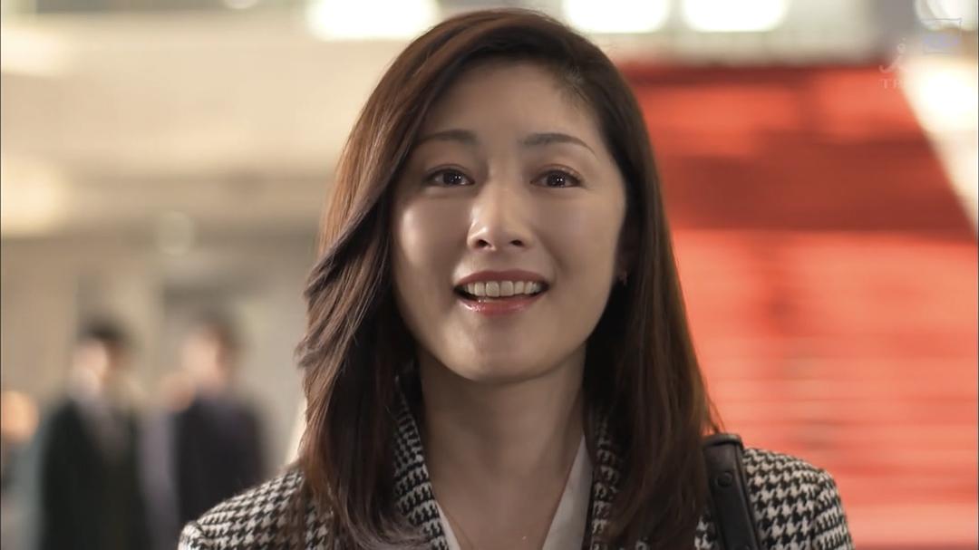 《傲骨贤妻》剧照第49张图片