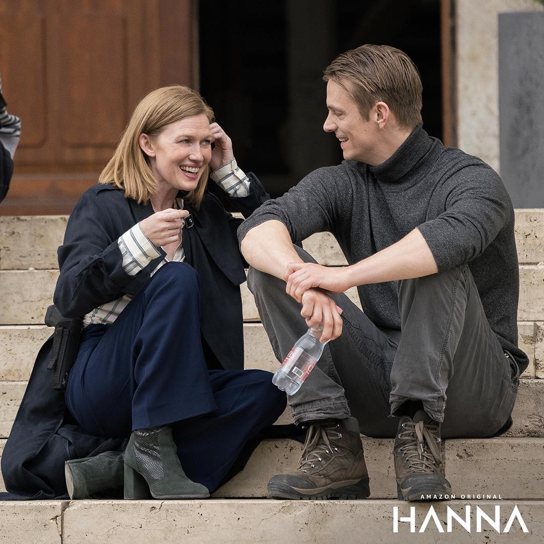 《汉娜第一季》海报第60张图片