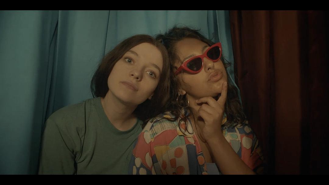 《汉娜第一季》海报第41张图片