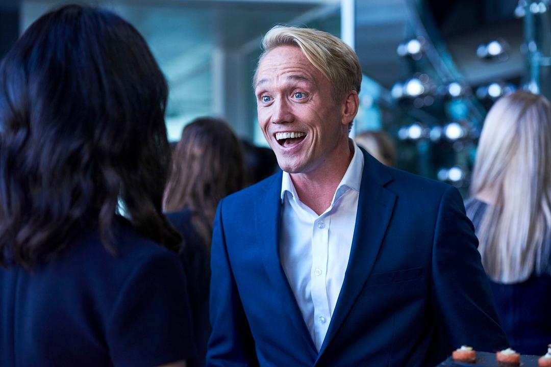 《伦敦生活第二季》剧照第59张图片