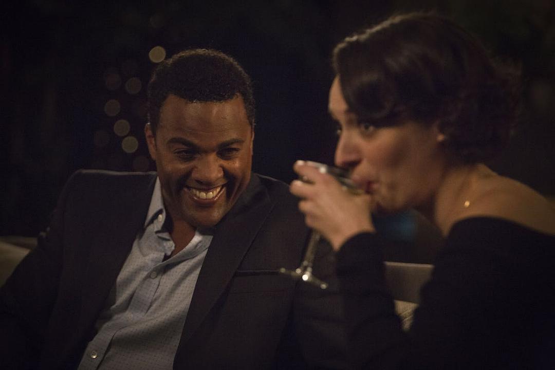 《伦敦生活第二季》剧照第40张图片