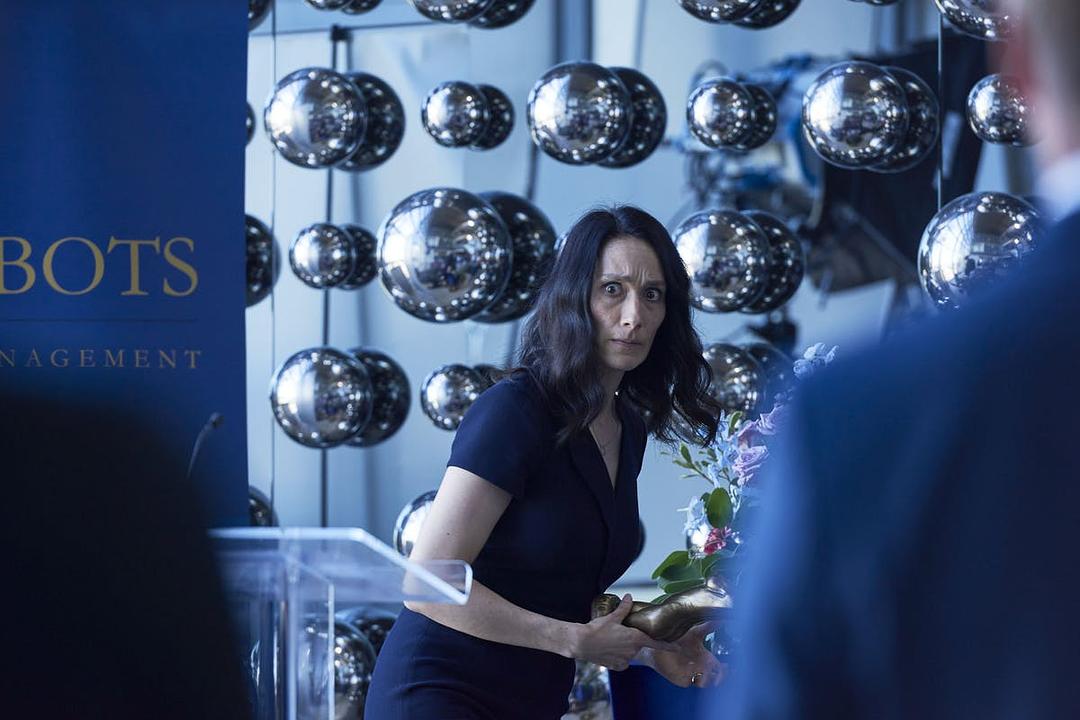 《伦敦生活第二季》剧照第55张图片