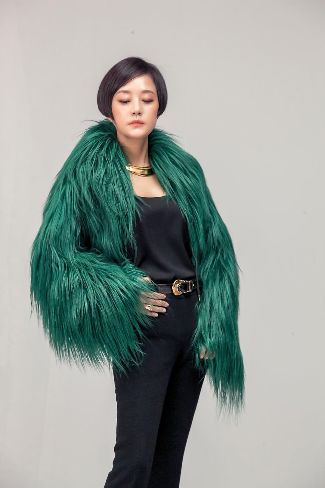 《黑骑士》剧照第43张图片