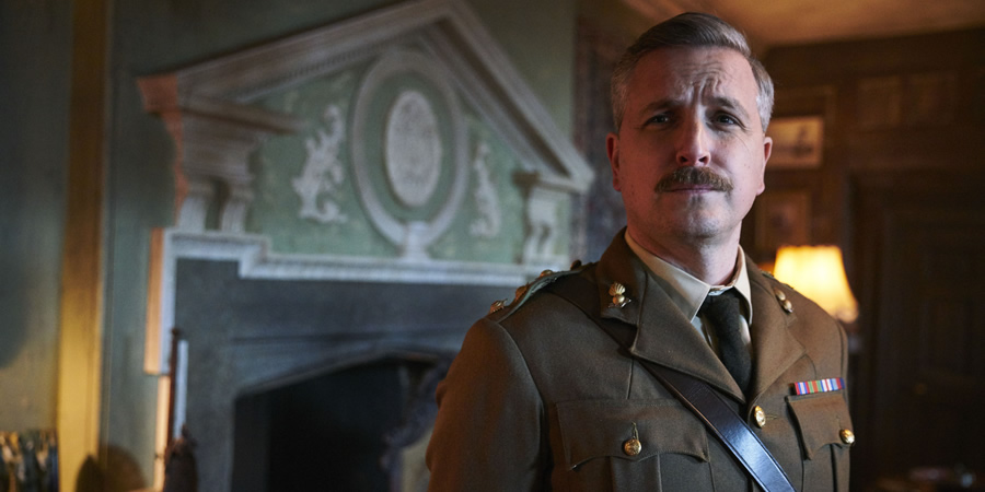 《鬼屋欢乐送第一季》海报