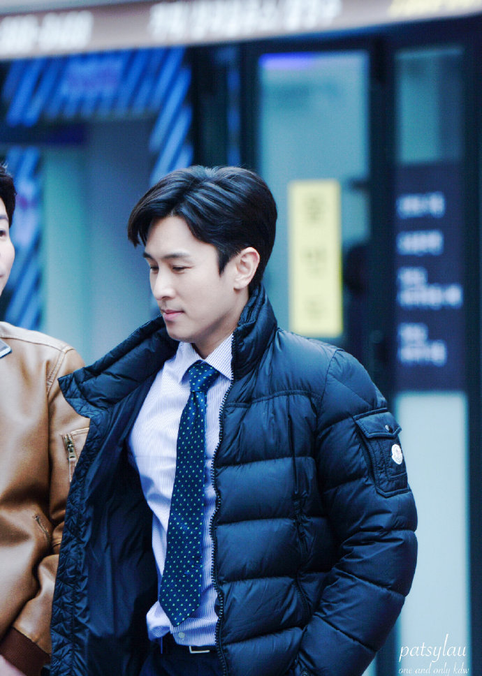 《不想去公司》剧照