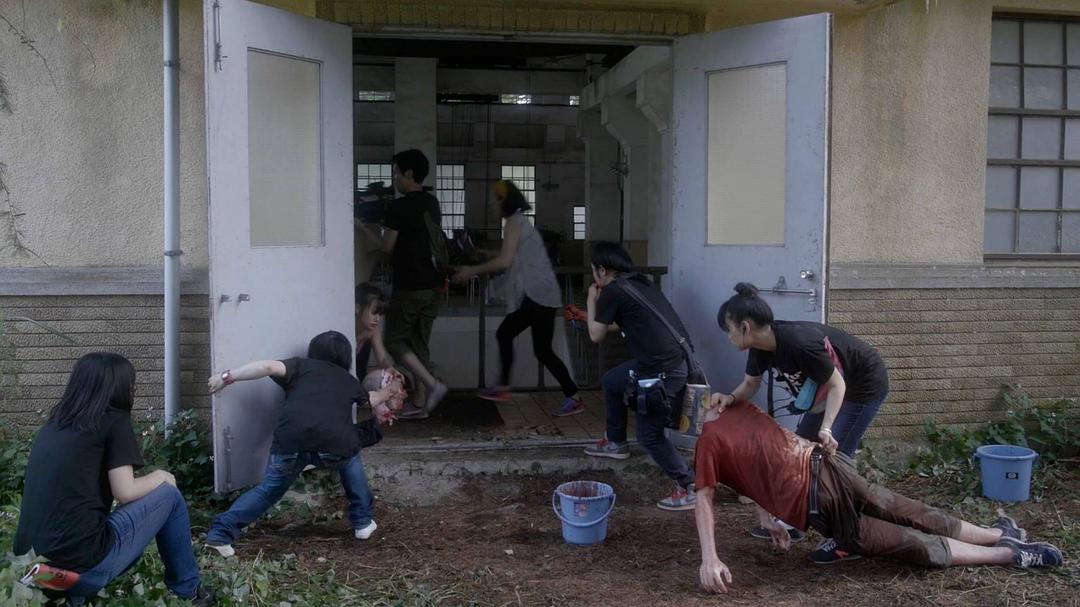 《摄影机不要停！》海报第58张图片