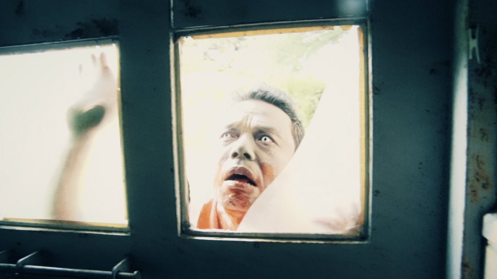 《摄影机不要停！》海报第25张图片