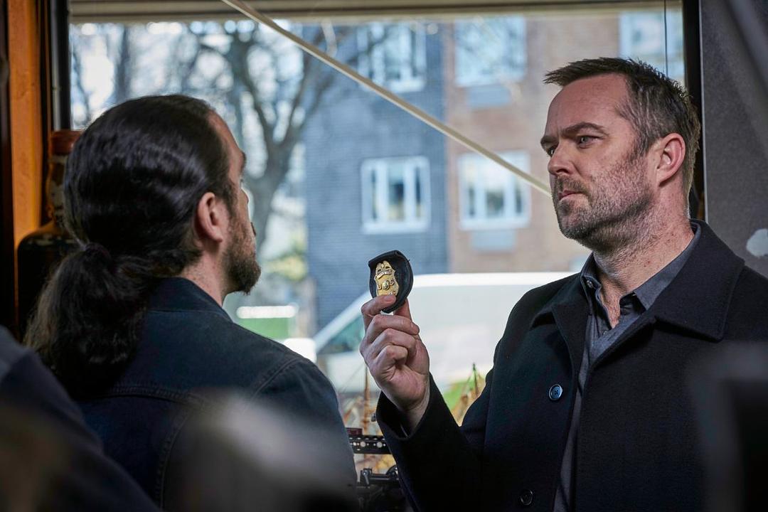 S4E19EverybodyHat...