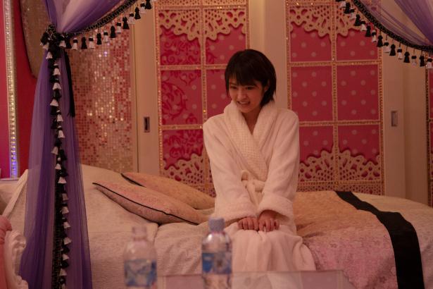 《不与傻瓜论短长》剧照