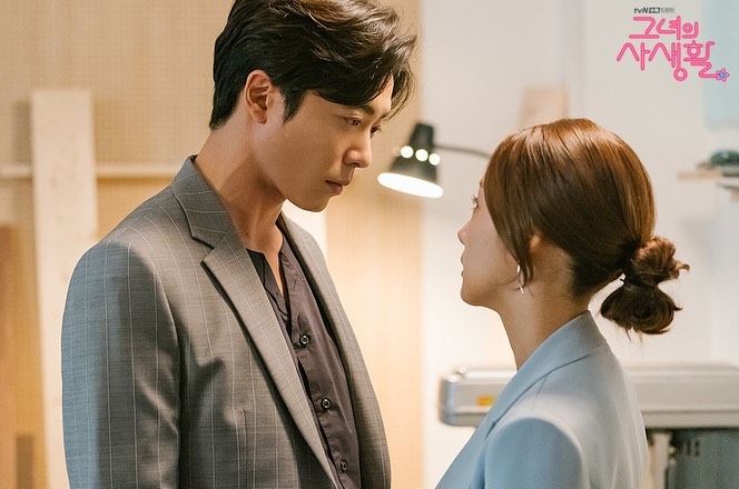 《她的私生活》剧照第40张图片