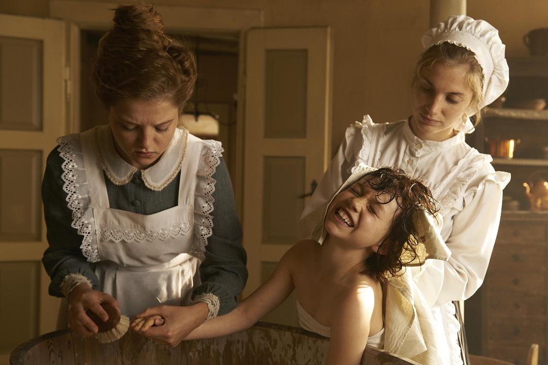 《海蒂和爷爷》剧照第23张图片