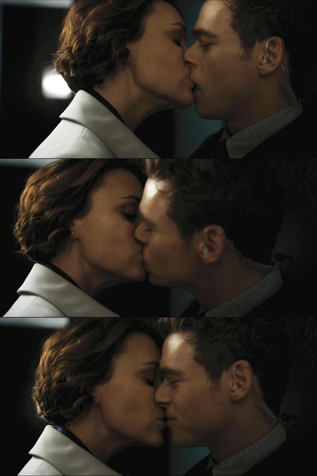 《贴身保镖》海报第55张图片