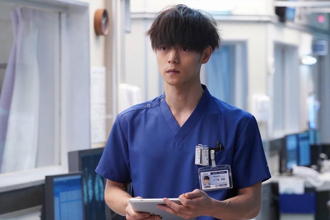 《放射治疗室》剧照第30张图片