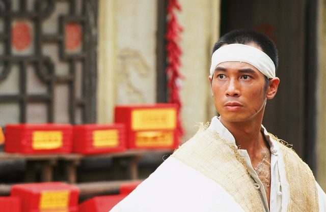 《火舞黄沙》剧照第31张图片