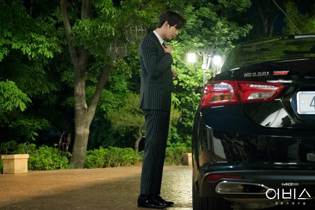 《深渊》剧照第41张图片