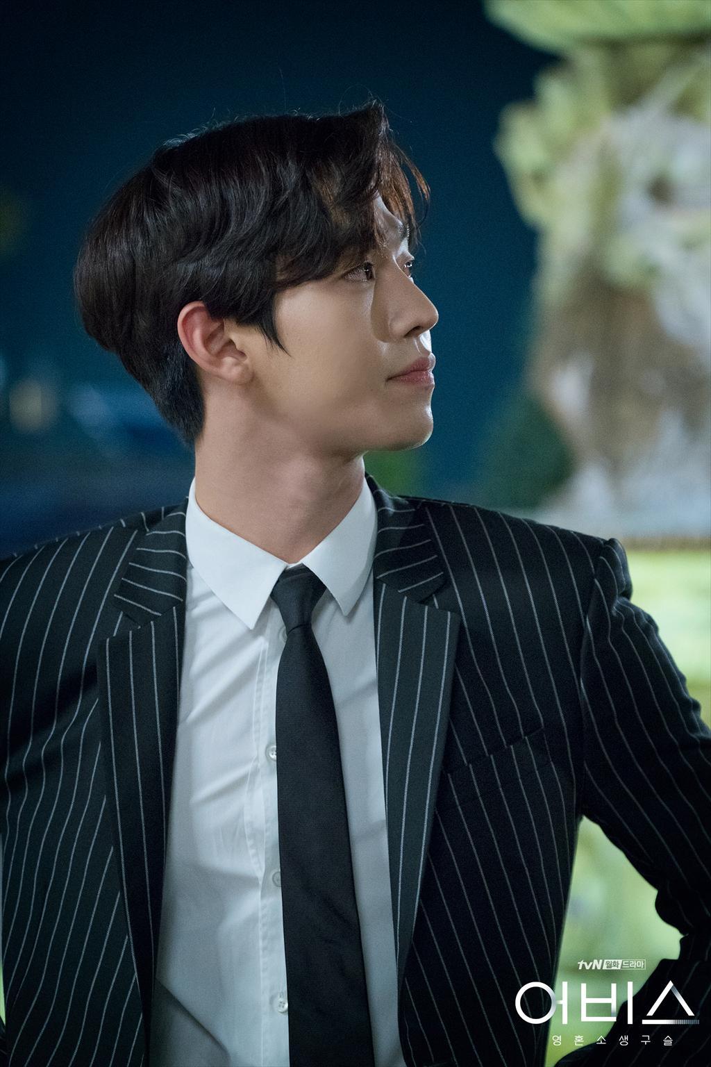 《深渊》剧照第39张图片