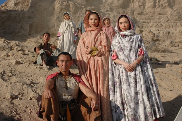 《火舞黄沙》剧照第28张图片