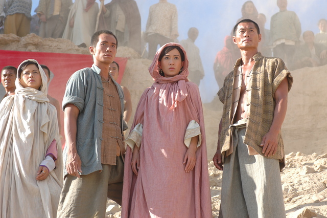 《火舞黄沙》剧照第22张图片