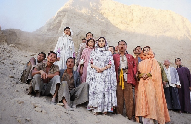 《火舞黄沙》剧照第21张图片