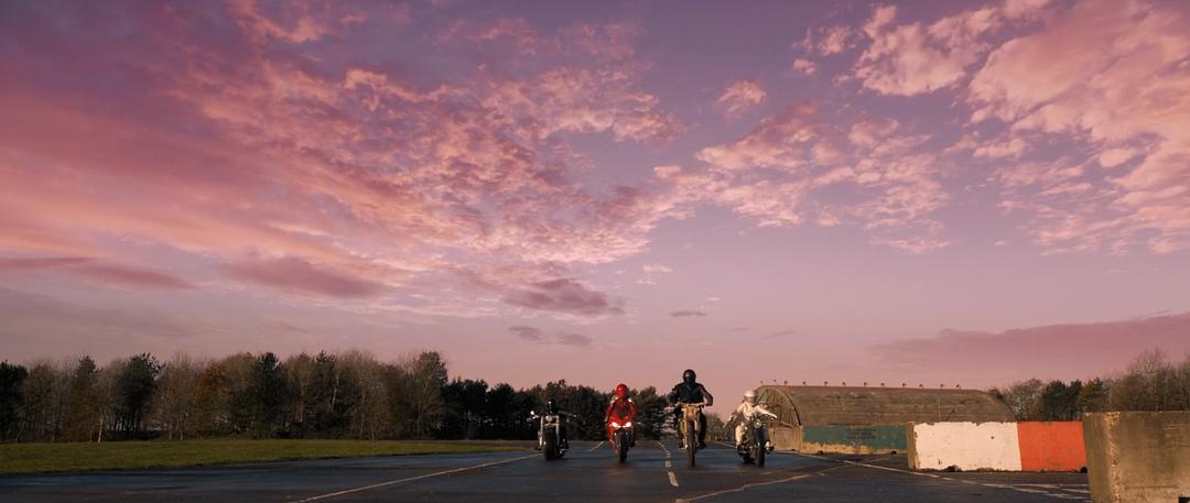 《好兆头》海报第60张图片