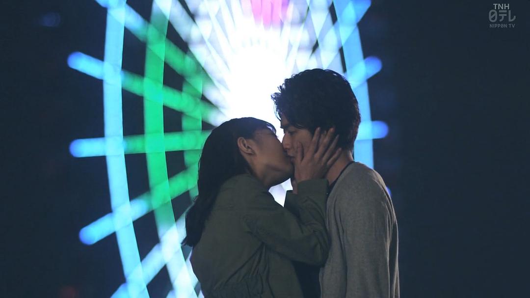 《对面的话题家族》剧照第26张图片