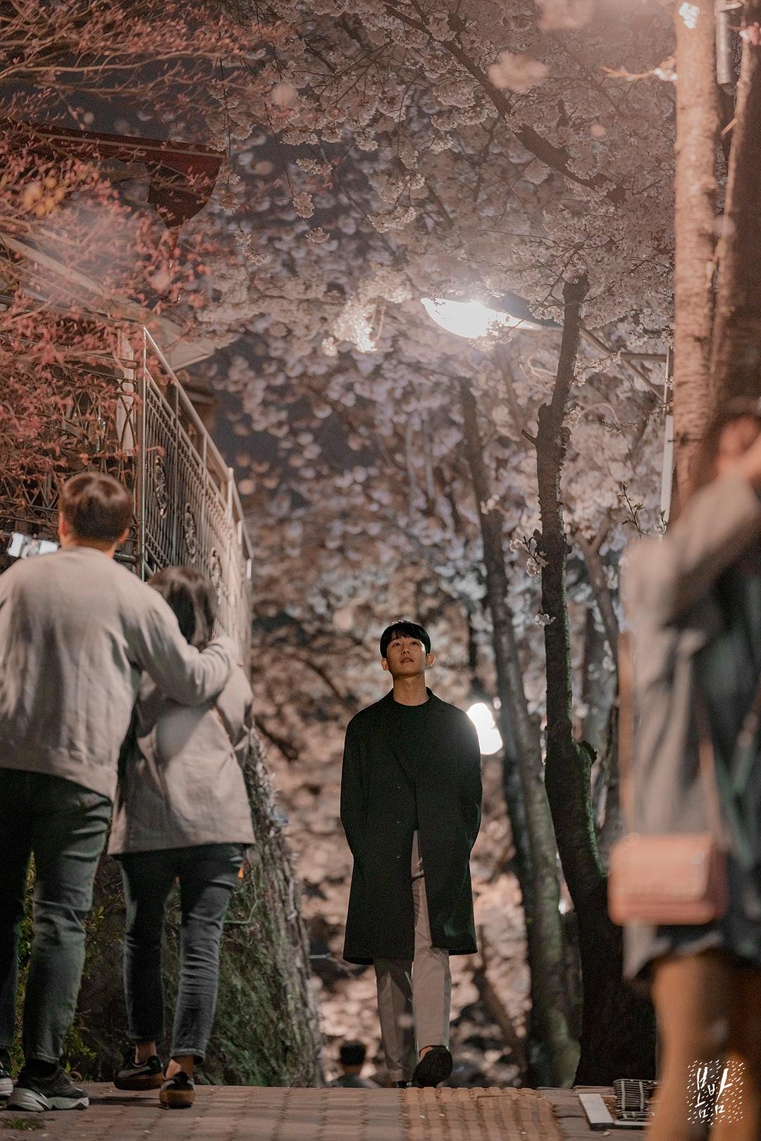 《春夜》剧照第35张图片