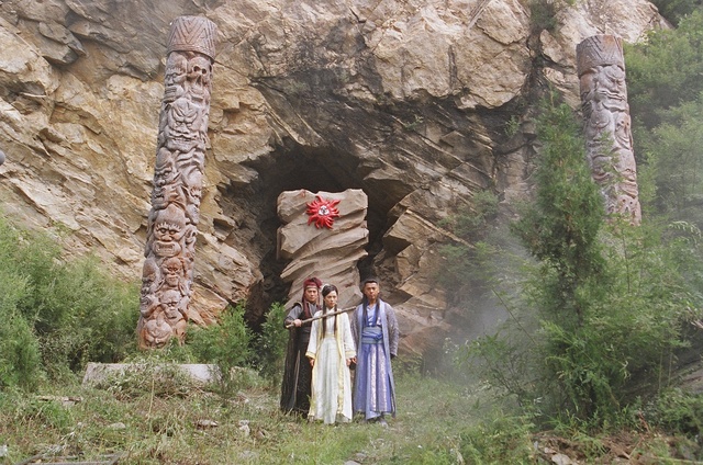 《覆雨翻云》海报第25张图片