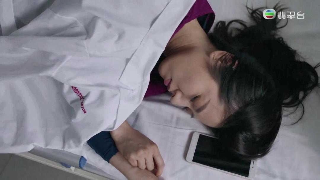 《白色强人》剧照第40张图片