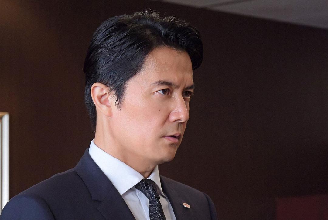 《集体降职》海报第17张图片